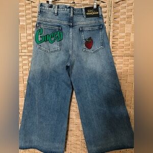 Gucci Guccy Denim Jeans with Green Logo and Red Patch size 26